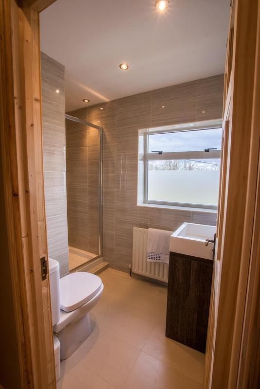 Spacious 4 Bedroom Home - 5 Min Walk To Town Enniskillen Bagian luar foto